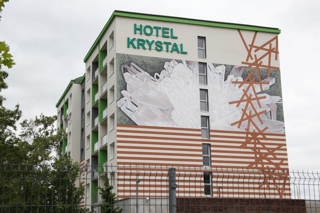 Hotel Krystal Hodonin Bagian luar foto